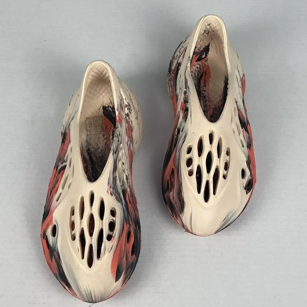 Boutique Mens 6 Orange Black Marble Foam Runner Clogs Slip On Streetwear Shoes